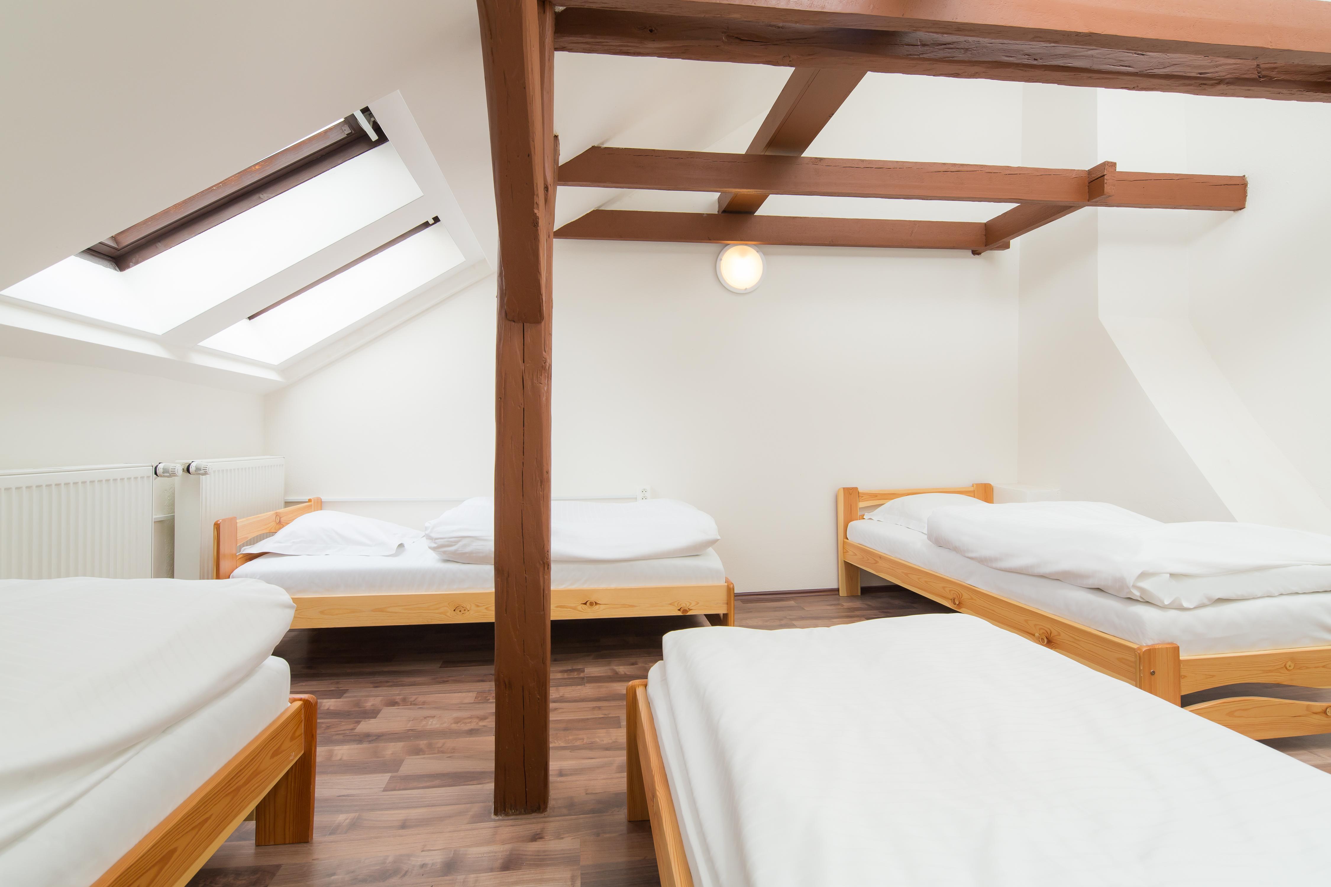 Easy Housing Hostel *
