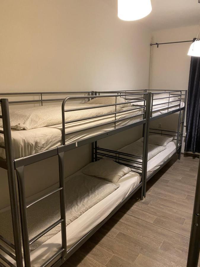Easy Housing *